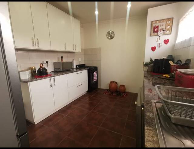 3 BEDROOM HOUSE FOR SALE IN PAUL KRUGERSOORD